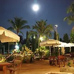 Baansaensook Villas